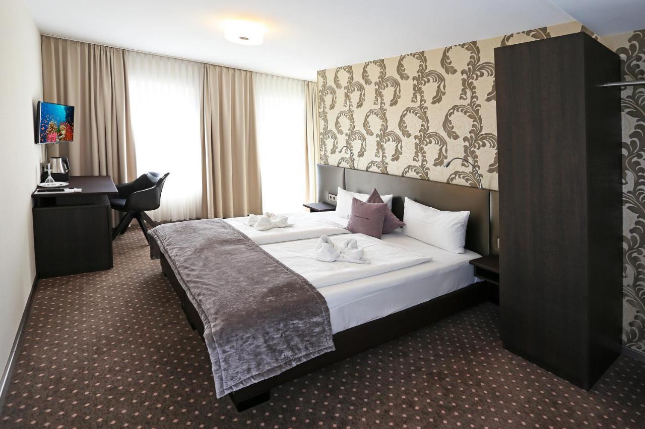 Hotel Sonata Baden-Baden Bagian luar foto